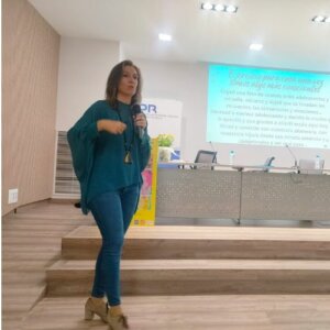 Emilia Iborra - Psicóloga especializada en Terapia Gestalt