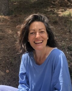 Maria Cinta Díaz- Terapeuta Gestalt, experta en psicosomática y facilitadora de Tantra